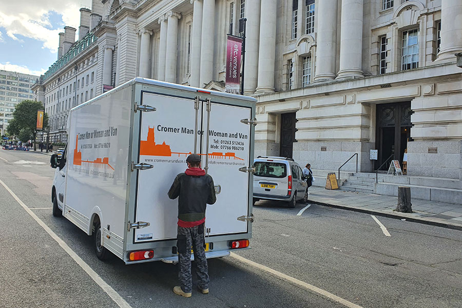 Andy-London-Delivery-Office Andy-London-Delivery-Office